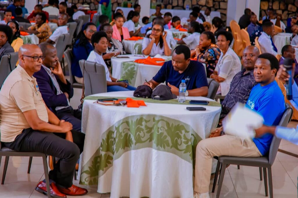 cfbe3f8f ddb2 4585 bae8 db91d602f833